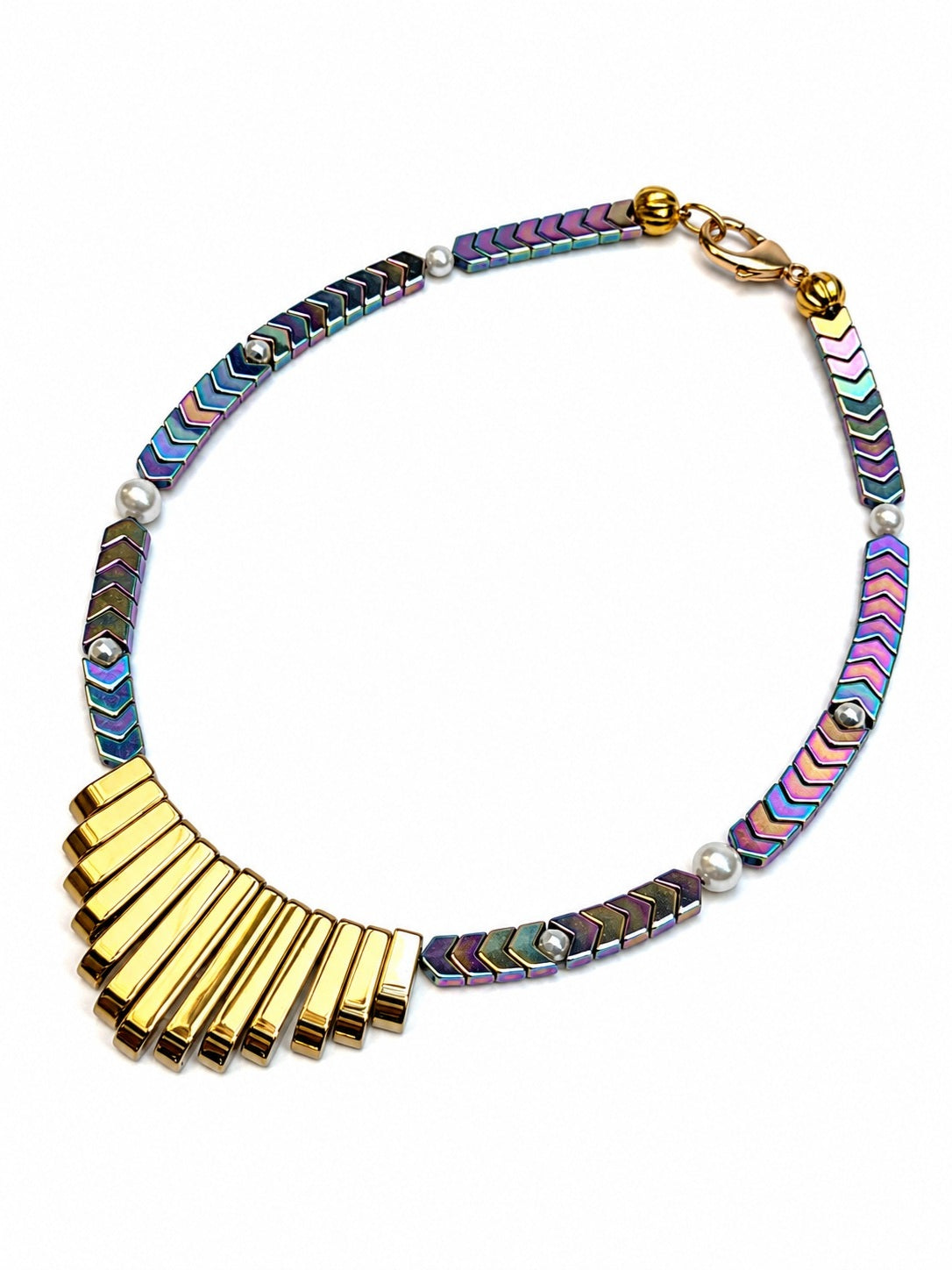 Collar hematite combinado perlas y abanico